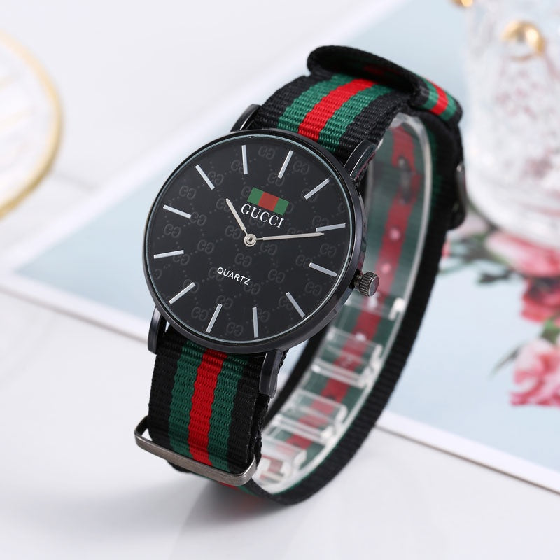 Montre minimaliste GC De Quartzo casual 2024